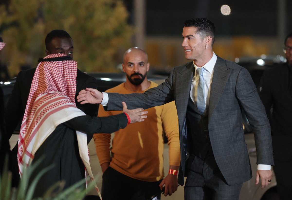 Ronaldo: Tôi từ chối nhiều đội châu Âu để đến Al Nassr - Ảnh 2.