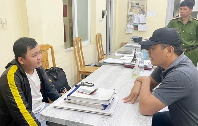 Mới nhất vụ dùng súng nhựa cướp ngân hàng ở Đồng Nai - Ảnh 1. Mới nhất vụ dùng súng nhựa cướp ngân hàng ở Đồng Nai - Ảnh 1.