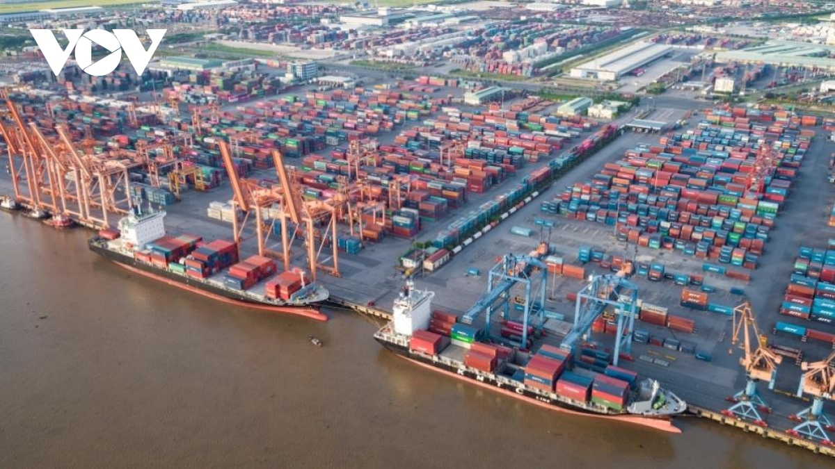 Vận tải biển, cảng biển vẫn là điểm sáng kinh tế trong năm 2023 - Ảnh 3. Vận tải biển, cảng biển vẫn là điểm sáng kinh tế trong năm 2023 - Ảnh 3.