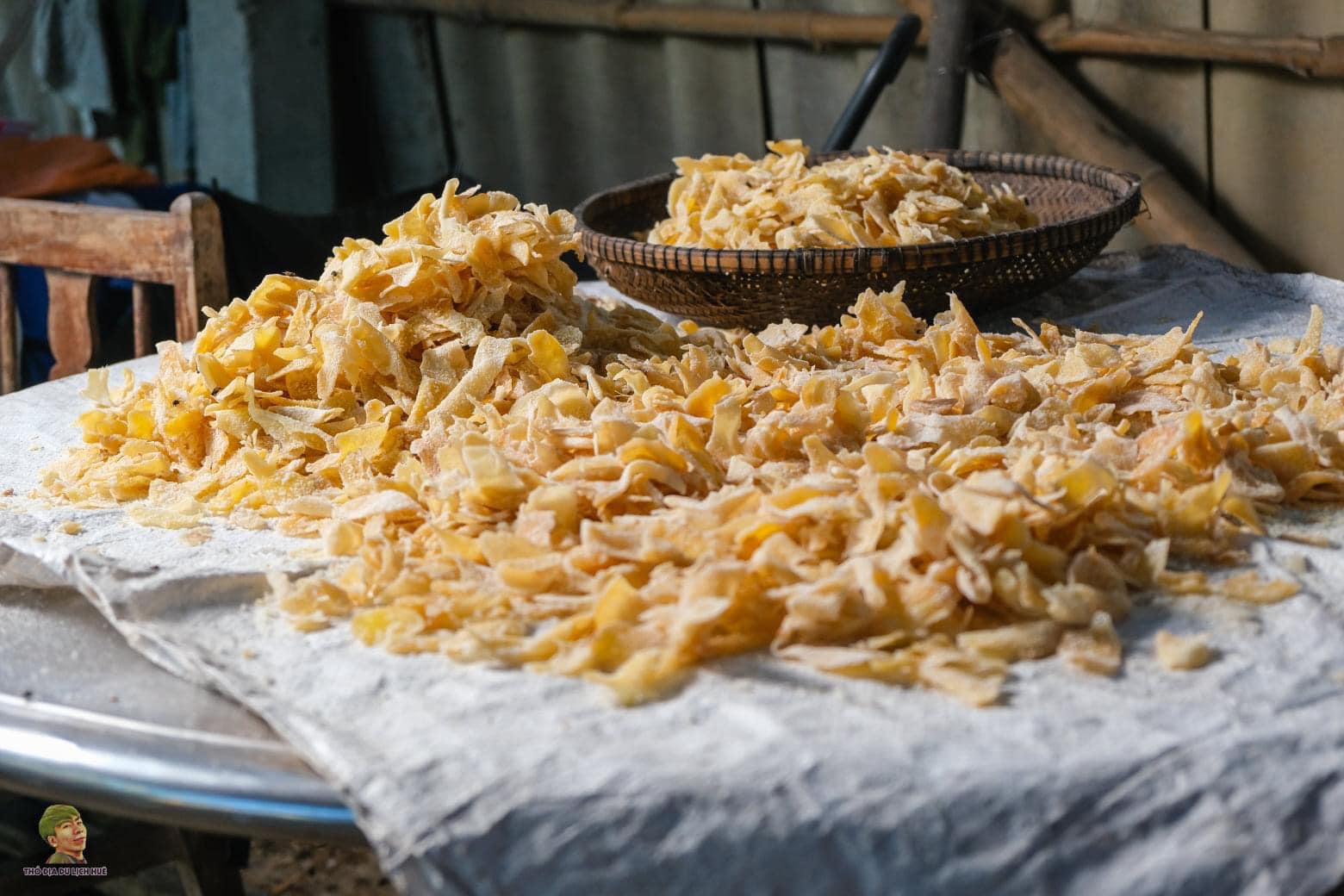 Các làng nghề của Huế rực rỡ mỗi khi Tết đến xuân về - Ảnh 14.