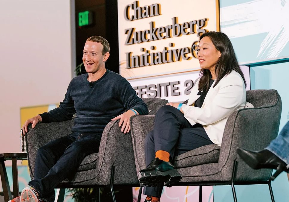 Mark Zuckerberg ở tuổi gần 40: Âm mưu xóa bỏ mọi tội lỗi đã làm trong thập kỷ qua nhờ 1 dự án, nếu thành công sẽ vĩ đại hơn cả Bill Gates - Ảnh 2.