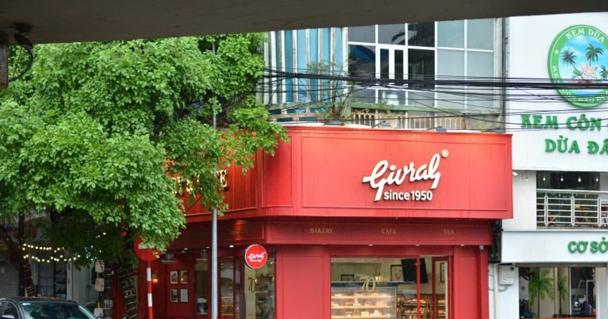 OCH, chủ thương hiệu bánh Givral nghi liên quan vụ ngộ độc bánh su kem làm ăn ra sao?