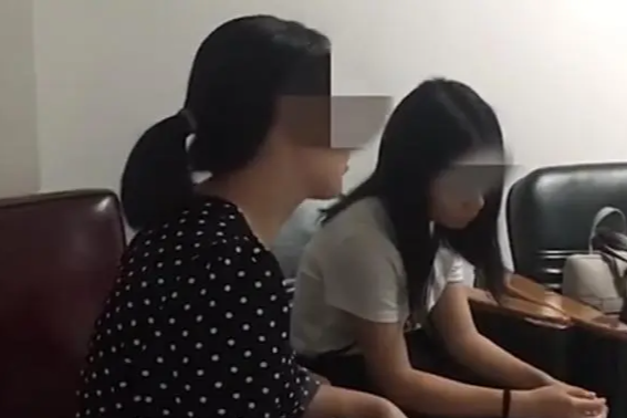 "Nhà tôi không giàu nhưng con cái tiêu tiền phung phí như đại gia" - Ảnh 1.