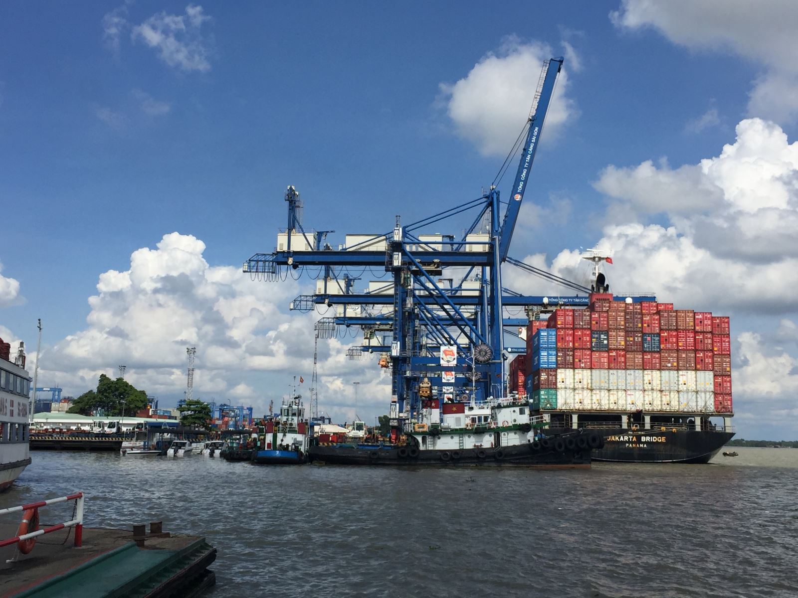 Cạnh tranh thị phần logistics: Doanh nghiệp nội yếu thế - Ảnh 4. Cạnh tranh thị phần logistics: Doanh nghiệp nội yếu thế - Ảnh 4.