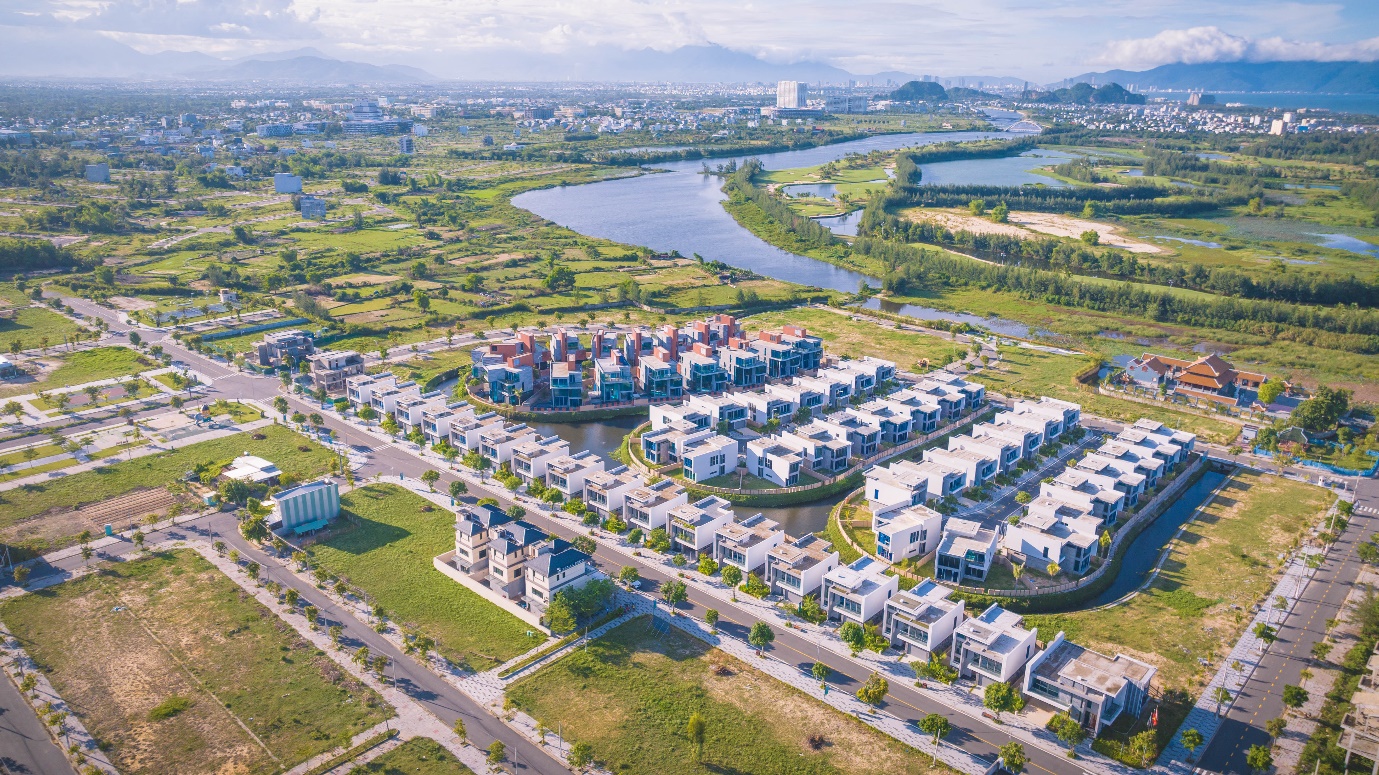 Villa sang trọng ven sông Đà Nẵng tung chính sách bán hàng “ lạ - Ảnh 1.