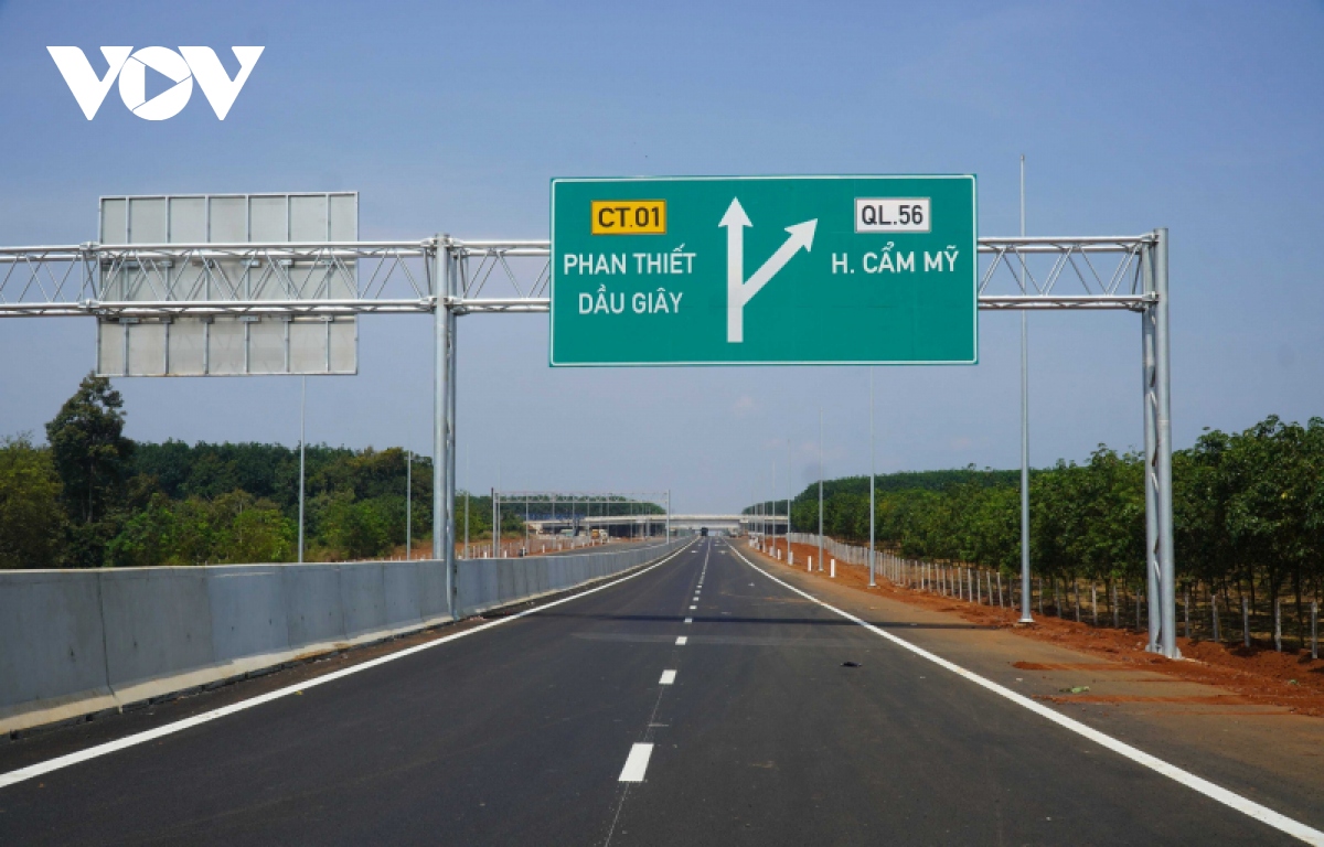 Hơn 500km đường cao tốc Bắc-Nam đã được đưa vào khai thác trong năm 2023 - Ảnh 2.