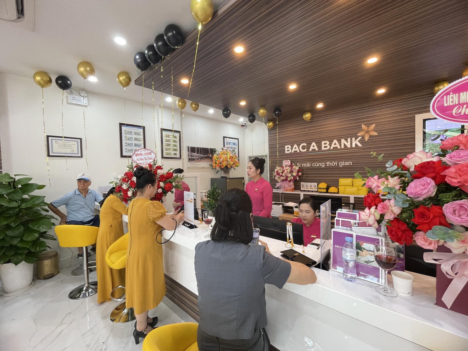 BAC A BANK khai trương chi nhánh mới mở rộng mạng lưới đến vùng Tây Bắc - Ảnh 3.
