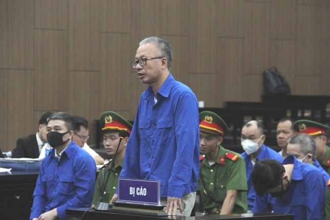 Hình ảnh 22 bị cáo hầu tòa giai đoạn 2 vụ cao tốc Đà Nẵng - Quảng Ngãi - Ảnh 4.
