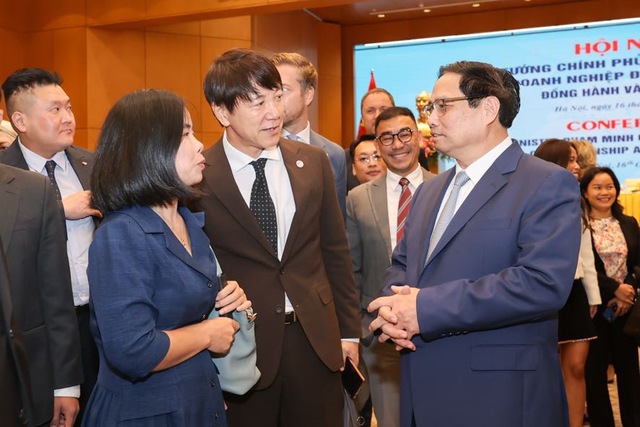 Thủ tướng: 3 cam kết của Việt Nam với nhà đầu tư nước ngoài - Ảnh 15.