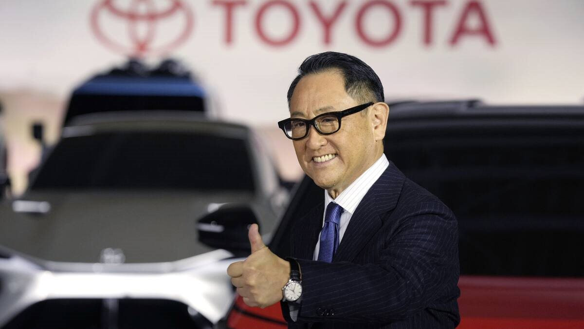 Lời tiên tri của Toyota đã thành sự thật: Xe hybrid mới là chân ái - Ảnh 1.