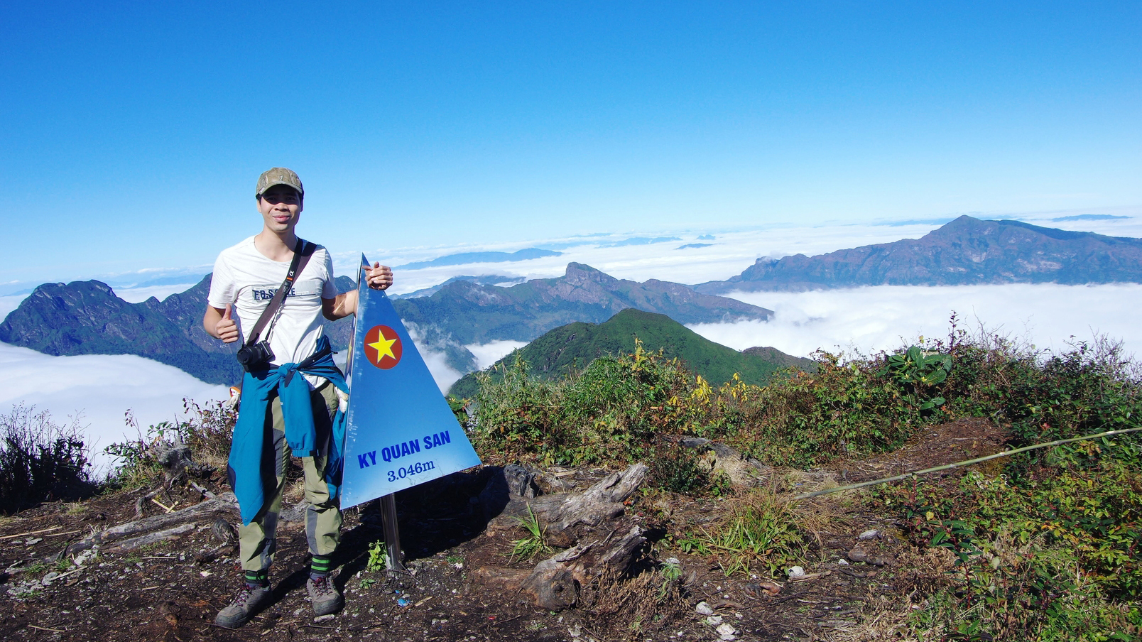 Phát hiện điểm leo núi có cái tên đặc biệt cách Hà Nội hơn 400km, du khách nhận xét “không phải ai cũng đi được” - Ảnh 8.