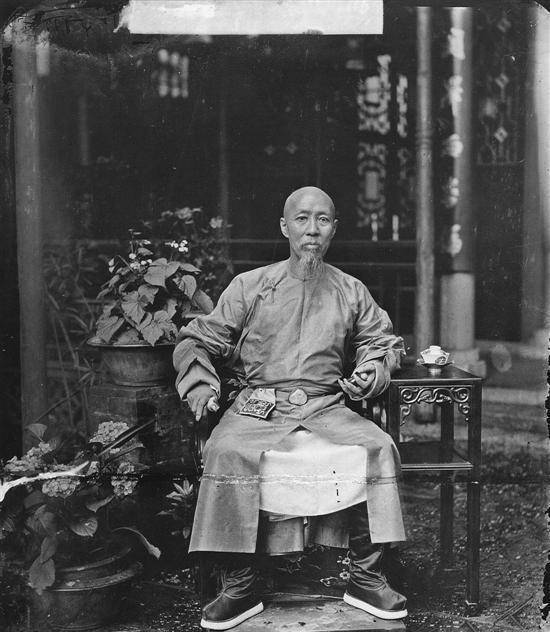 Loạt ảnh hiếm của quan lại cuối nhà Thanh: Có “kinh thành tam thiếu” nổi tiếng thời hoàng đế Quang Tự  - Ảnh 3.