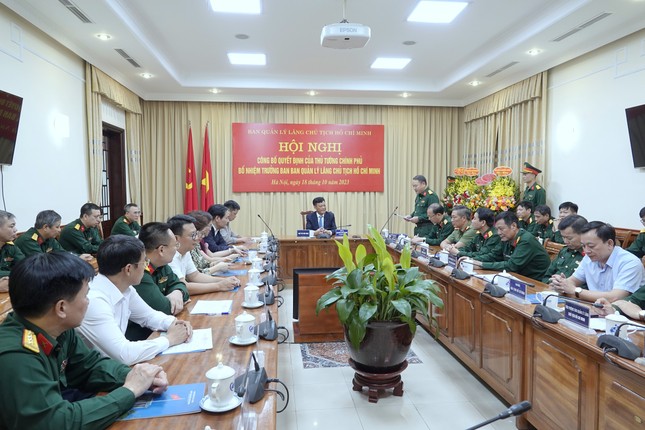 Thủ tướng bổ nhiệm chức vụ mới đối với Tư lệnh Phạm Hải Trung - Ảnh 6.