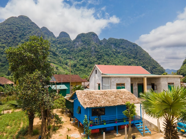 Bên trong ngôi làng Việt Nam vừa được nhận giải thưởng &quot;Làng du lịch tốt nhất thế giới&quot;: Thiết kế &quot;độc nhất vô nhị&quot;, view núi đẹp ngỡ ngàng - Ảnh 6.