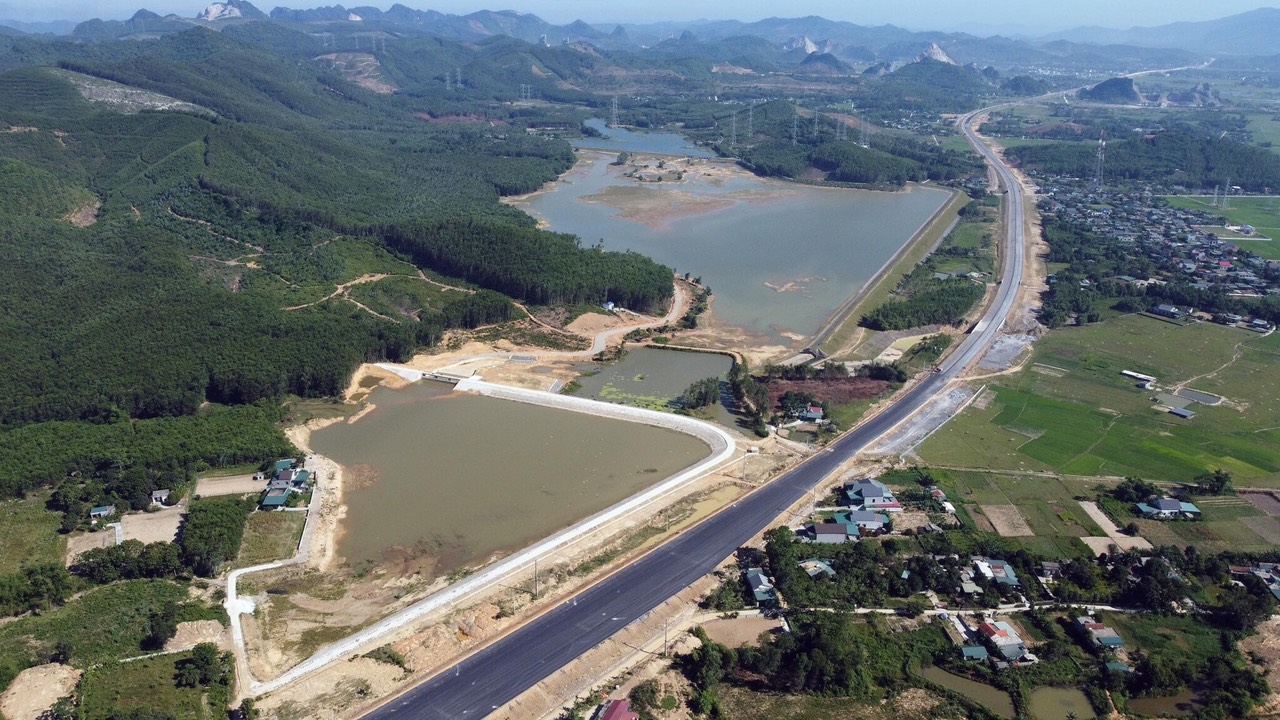 Dự án 12.800 tỷ kéo dài cao tốc Bắc-Nam lên 1.048 km: Đi từ Hà Nội đến Nghệ An chỉ còn hơn 3 giờ - Ảnh 3.