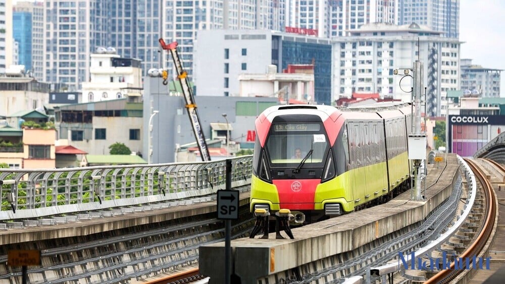 Các dự án đường sắt đô thị tại Hà Nội, TP.HCM đều chậm tiến độ và 'đội' vốn - Ảnh 1.