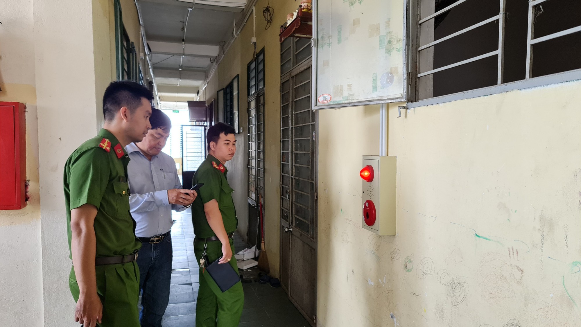 Kiểm tra PCCC của hàng nghìn chung cư, nhà trọ tại Đà Nẵng  - Ảnh 9.