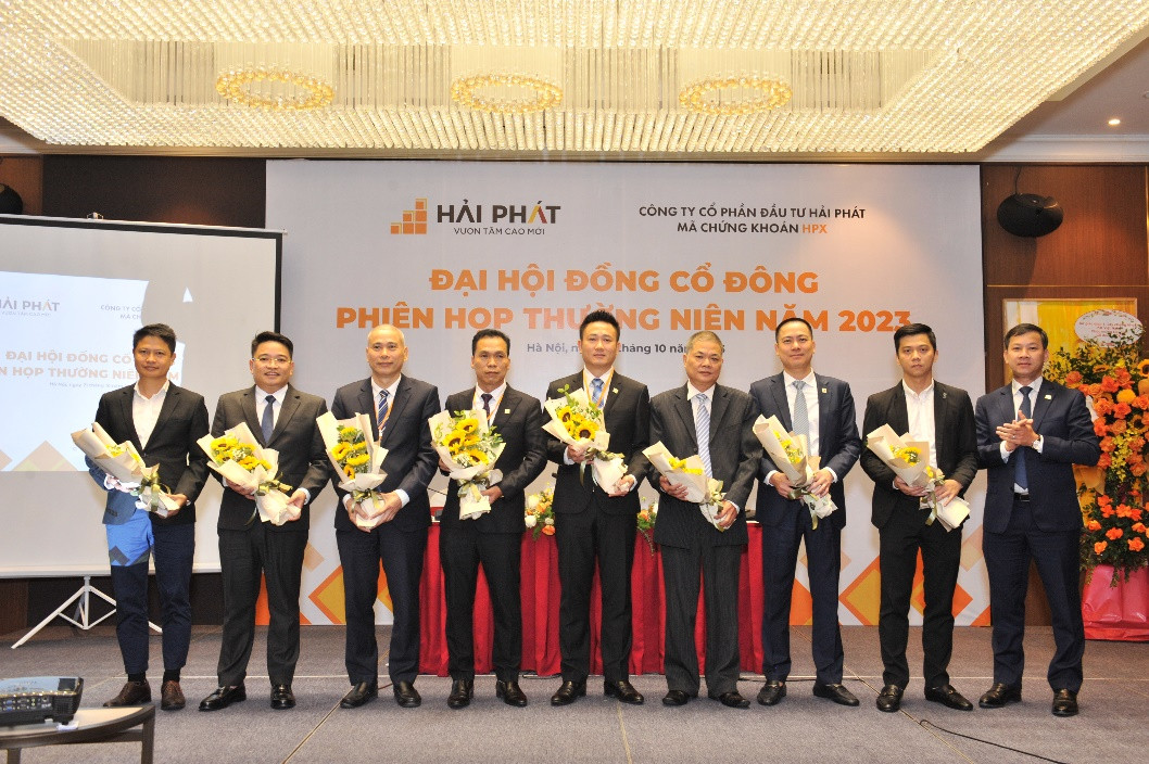 Hải Phát Invest tổ chức thành công ĐHCĐ 2023: Ông Đỗ Quý Hải tiếp tục giữ chức Chủ tịch HĐQT - Ảnh 3.