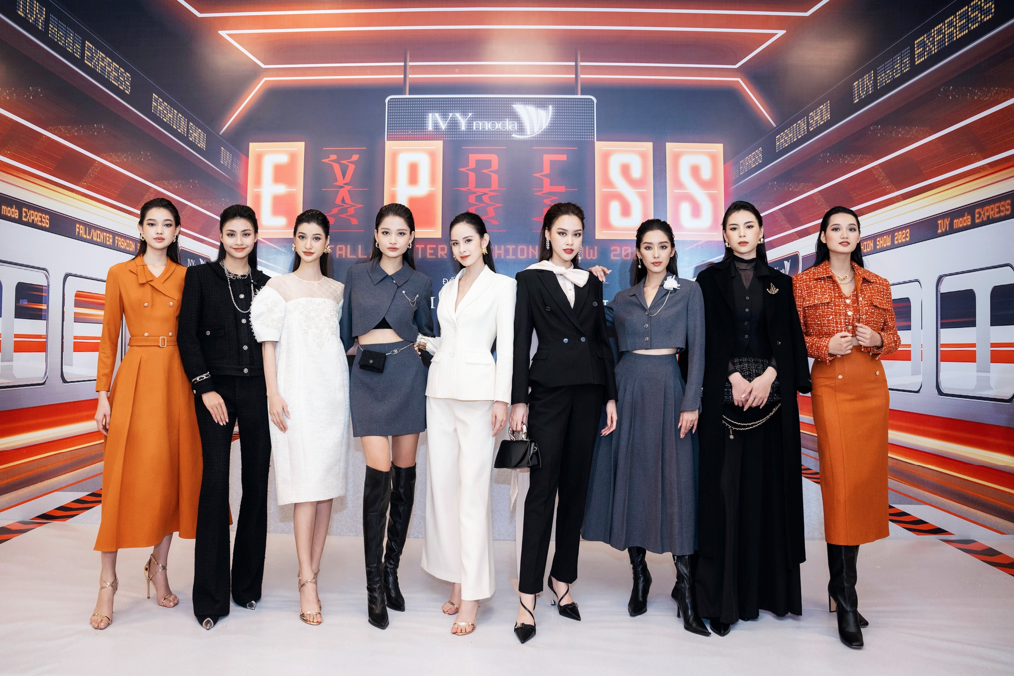 HH Đỗ Mỹ Linh tái xuất sau sinh con, MC Mai Ngọc đẹp phát sáng tại fashion show hot nhất nhì thu đông 2023 - Ảnh 8.