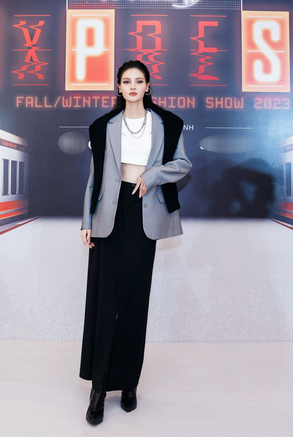 HH Đỗ Mỹ Linh tái xuất sau sinh con, MC Mai Ngọc đẹp phát sáng tại fashion show hot nhất nhì thu đông 2023 - Ảnh 6.