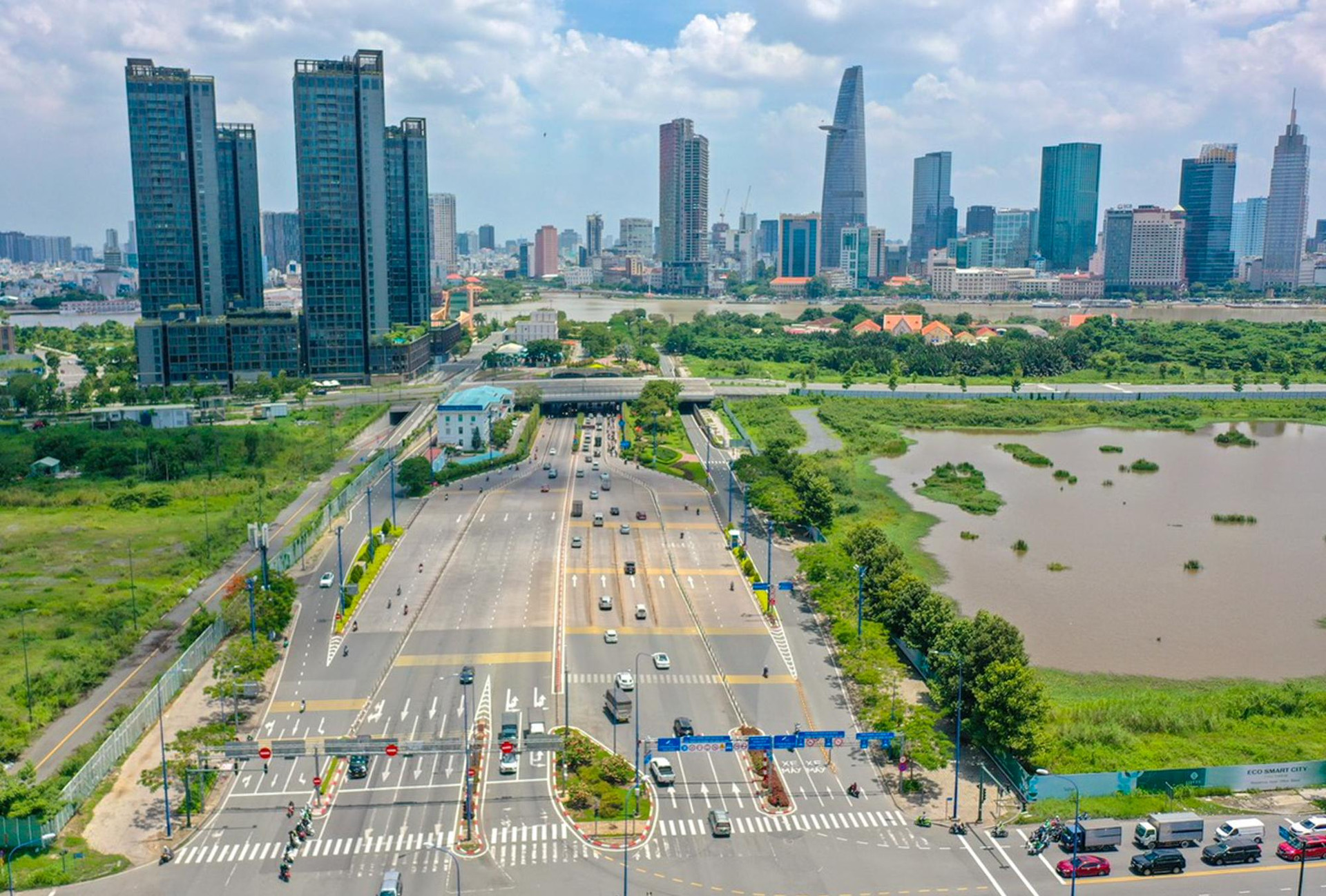 Hầm vượt sông duy nhất ở Việt Nam, biến bán đảo nghèo thành khu đô thị hiện đại - Ảnh 2.