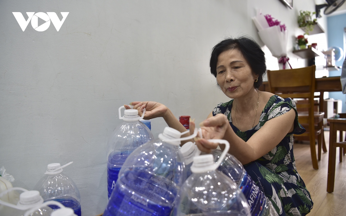 Người dân Khu đô thị Thanh Hà vẫn đang “khát” nước sạch - Ảnh 8.