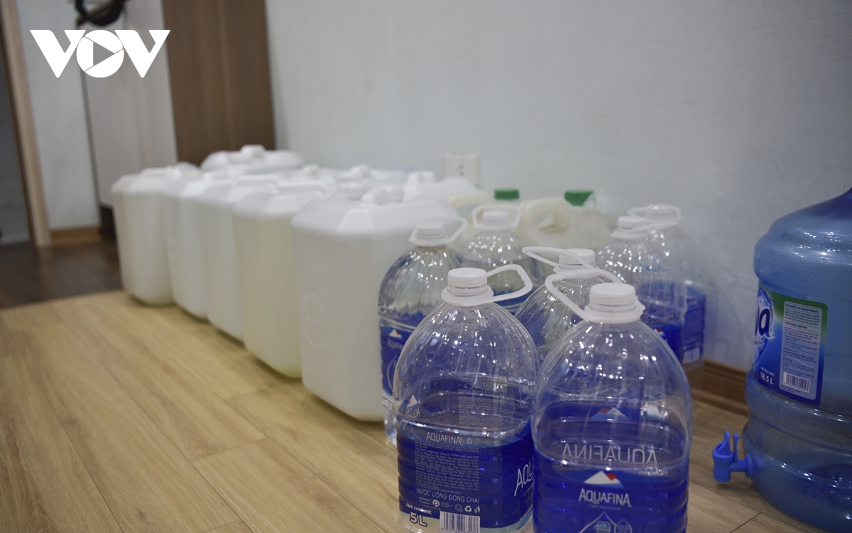 Người dân Khu đô thị Thanh Hà vẫn đang “khát” nước sạch - Ảnh 14.