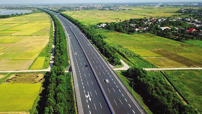 Việt Nam cán mốc 1.822 km cao tốc: Loạt dự án nghìn tỷ về đích sớm, tạo nên kỳ tích năm 2023 - Ảnh 4.