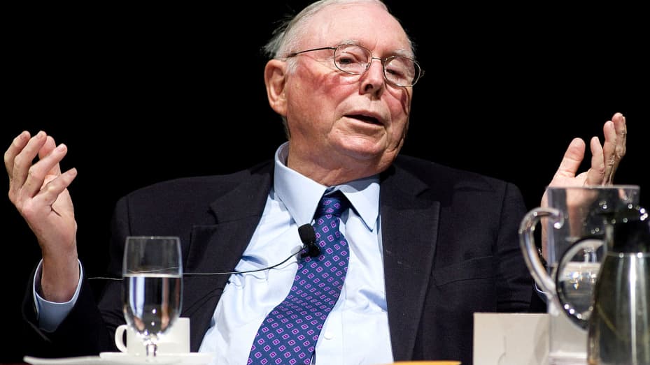 Tỷ phú Charlie Munger: Làm giàu từ từ, kiêm quá nhiều việc một lúc là một cái bệnh, cái bẫy khiến nhiều người kinh doanh thất bại - Ảnh 1.