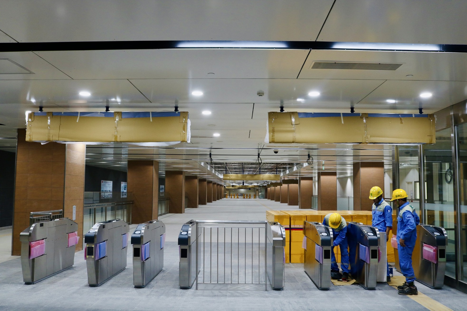 Hình ảnh ga ngầm tuyến metro Bến Thành-Suối Tiên hoàn thiện sau gần 10 năm thi công - Ảnh 3.