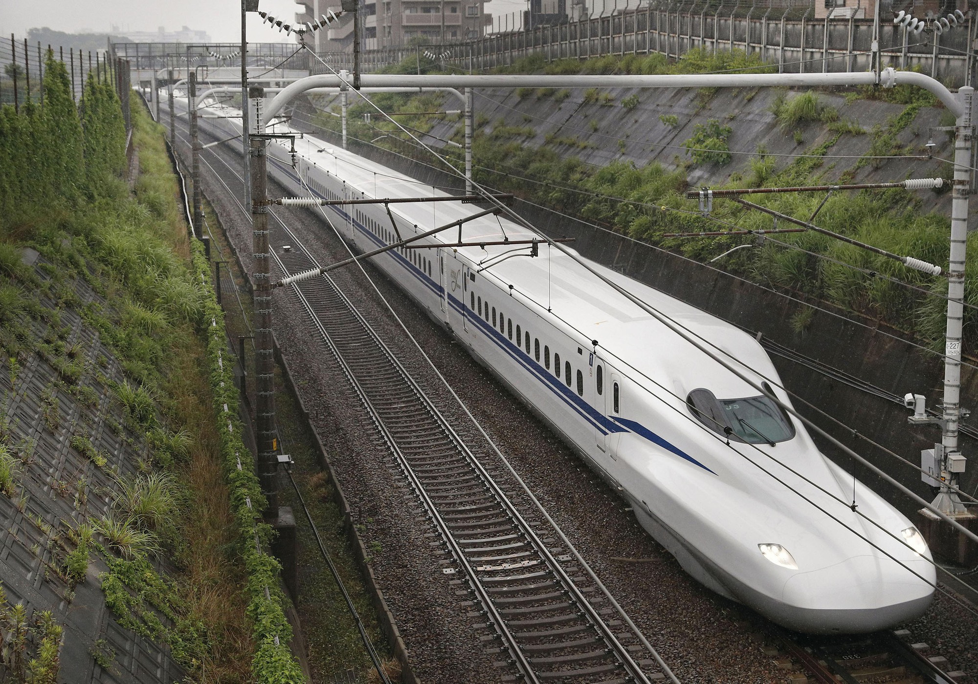 Việt Nam đi Trung Quốc, Nhật Bản học hỏi kinh nghiệm - Năm 2025 sẽ khởi công đường sắt tốc độ cao 60 tỉ USD? - Ảnh 3.
