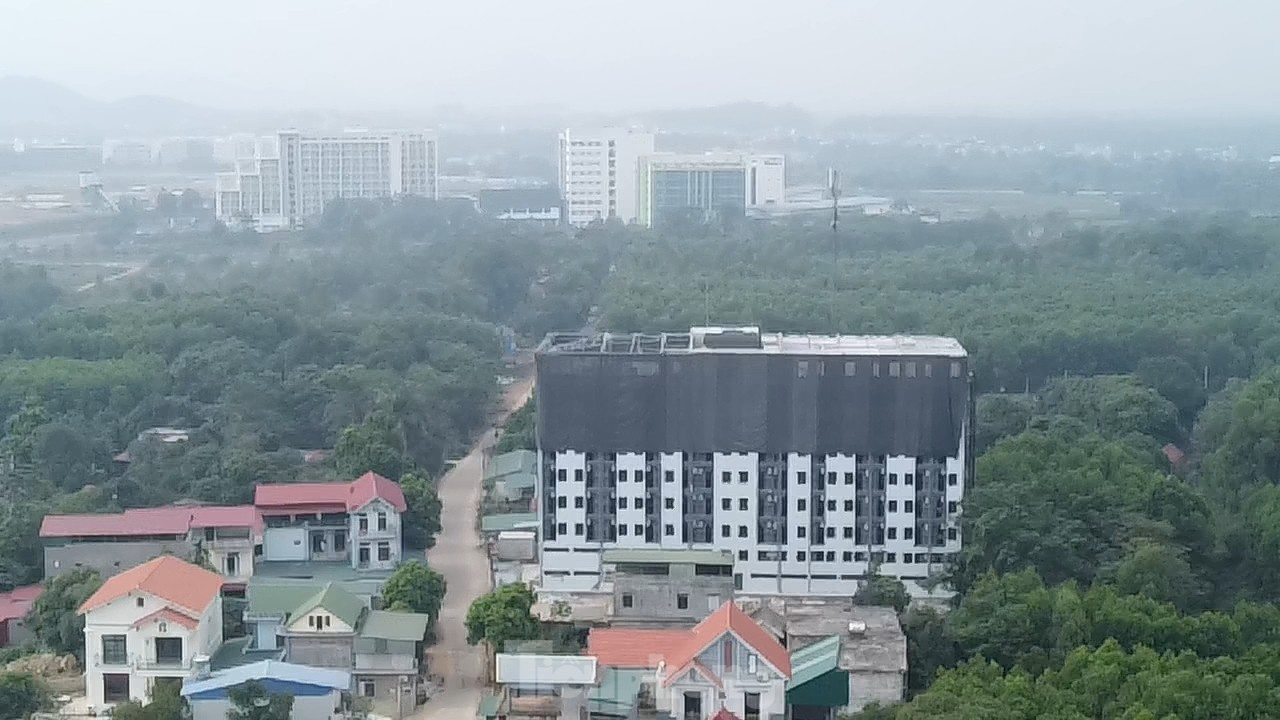 Thủ phủ chung cư mini sai phép ngoại thành Hà Nội bất ngờ 'trùm mền' - Ảnh 2.