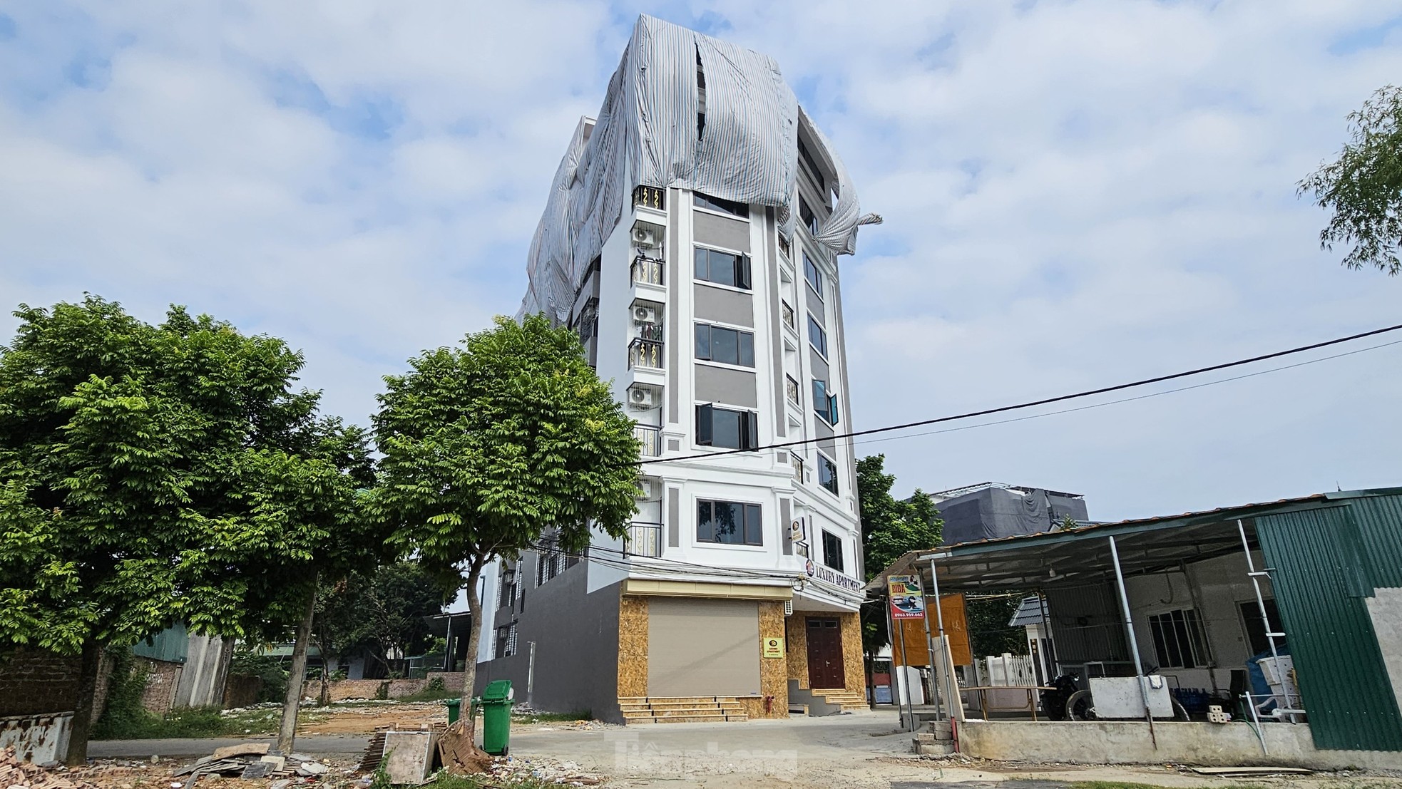 Thủ phủ chung cư mini sai phép ngoại thành Hà Nội bất ngờ 'trùm mền' - Ảnh 10.