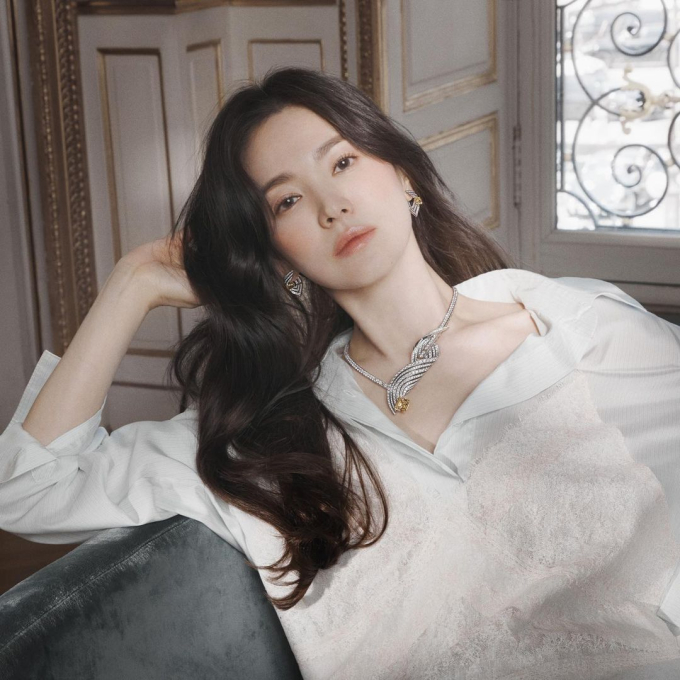 Soi giá đồ nội thất trong nhà Song Hye Kyo, hẳn ai nấy đều phải trầm trồ trước độ giàu của &quot;chị đẹp&quot; - Ảnh 1.