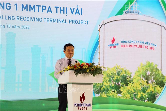 Kho LNG lớn nhất Việt Nam chính thức đi vào hoạt động - Ảnh 2.