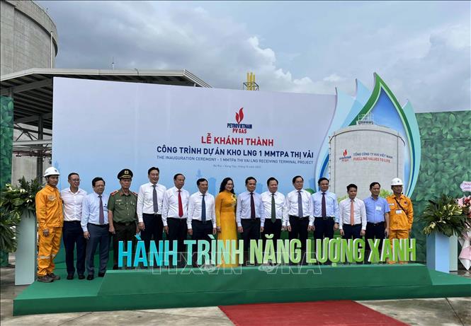 Kho LNG lớn nhất Việt Nam chính thức đi vào hoạt động - Ảnh 3.
