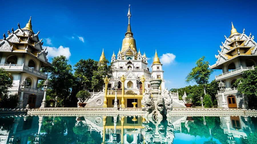 Phát hiện ngôi chùa ngay tại TP.HCM từng lọt top đẹp nhất thế giới, du khách nhận xét đến đây như đang đi nước ngoài - Ảnh 1.