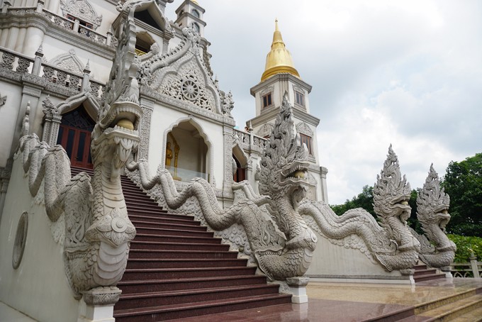 Phát hiện ngôi chùa ngay tại TP.HCM từng lọt top đẹp nhất thế giới, du khách nhận xét đến đây như đang đi nước ngoài - Ảnh 3.