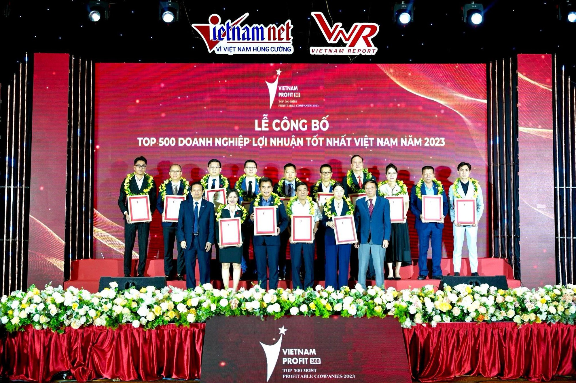 Chicilon Media lọt Top 500 Doanh nghiệp có lợi nhuận tốt nhất Việt Nam - Ảnh 1.
