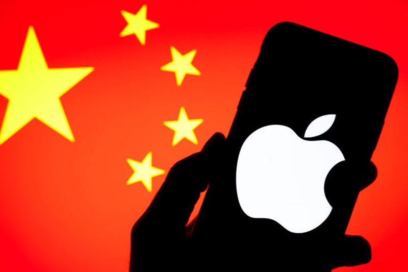 Apple lùi một bước chấp nhận các quy định của Trung Quốc - Ảnh 2.