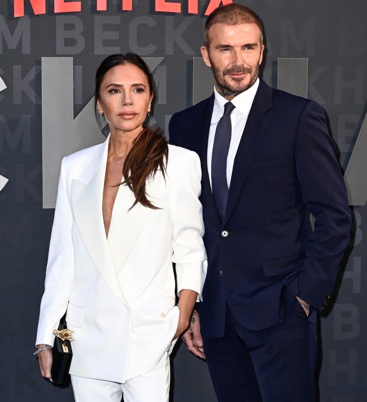 Victoria khóc nói về bê bối ngoại tình của Beckham - Ảnh 1.