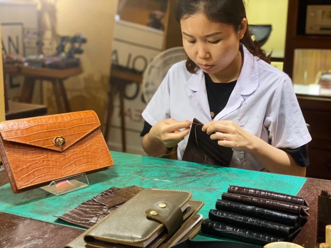 Một người Hàn Quốc lập sàn thương mại điện tử cho đặc sản và đồ handmade Việt Nam - Ảnh 1.