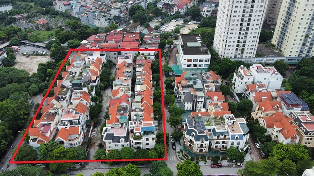Quỹ đất 20% tại KĐT mới Trung Văn 'hô biến' thành khu biệt thự, chung cư để bán - Ảnh 1.