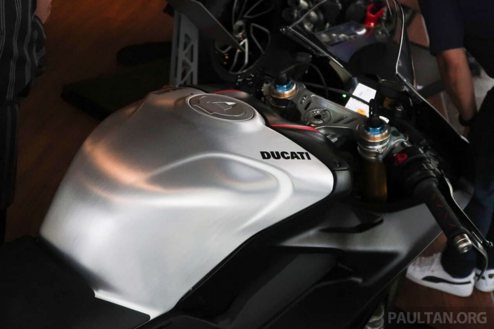 Ducati Panigale V4 SP2 2024 chính thức ra mắt, giá từ 1,5 tỷ đồng - Ảnh 5.