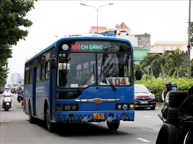 Dự kiến chi hơn 350 tỷ đồng thuê hệ thống thu vé tự động cho xe buýt - Ảnh 1.