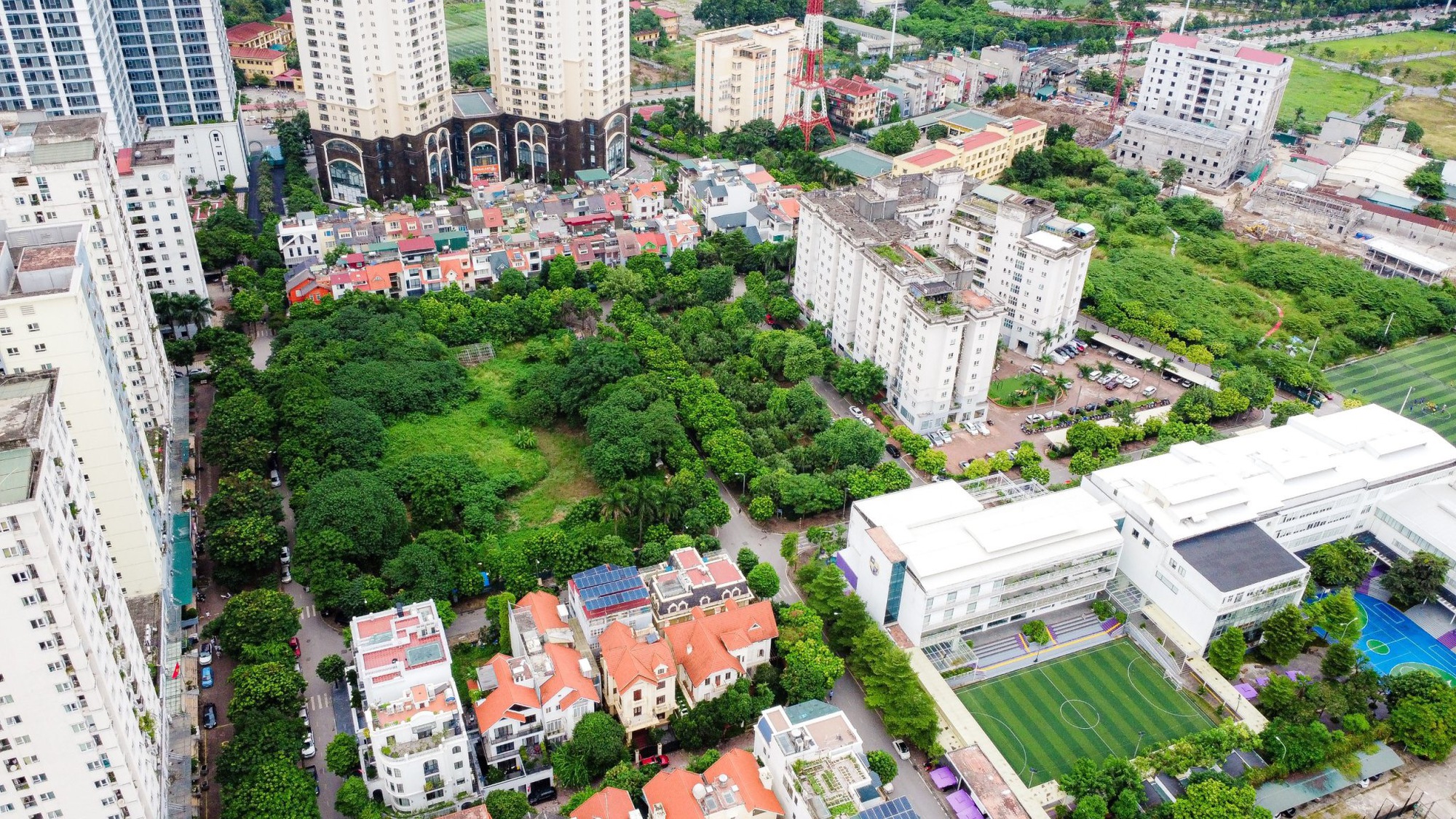 “Hô biến” quỹ đất 20% thành biệt thự triệu đô, cao ốc tại Khu đô thị mới Trung Văn - Ảnh 4.