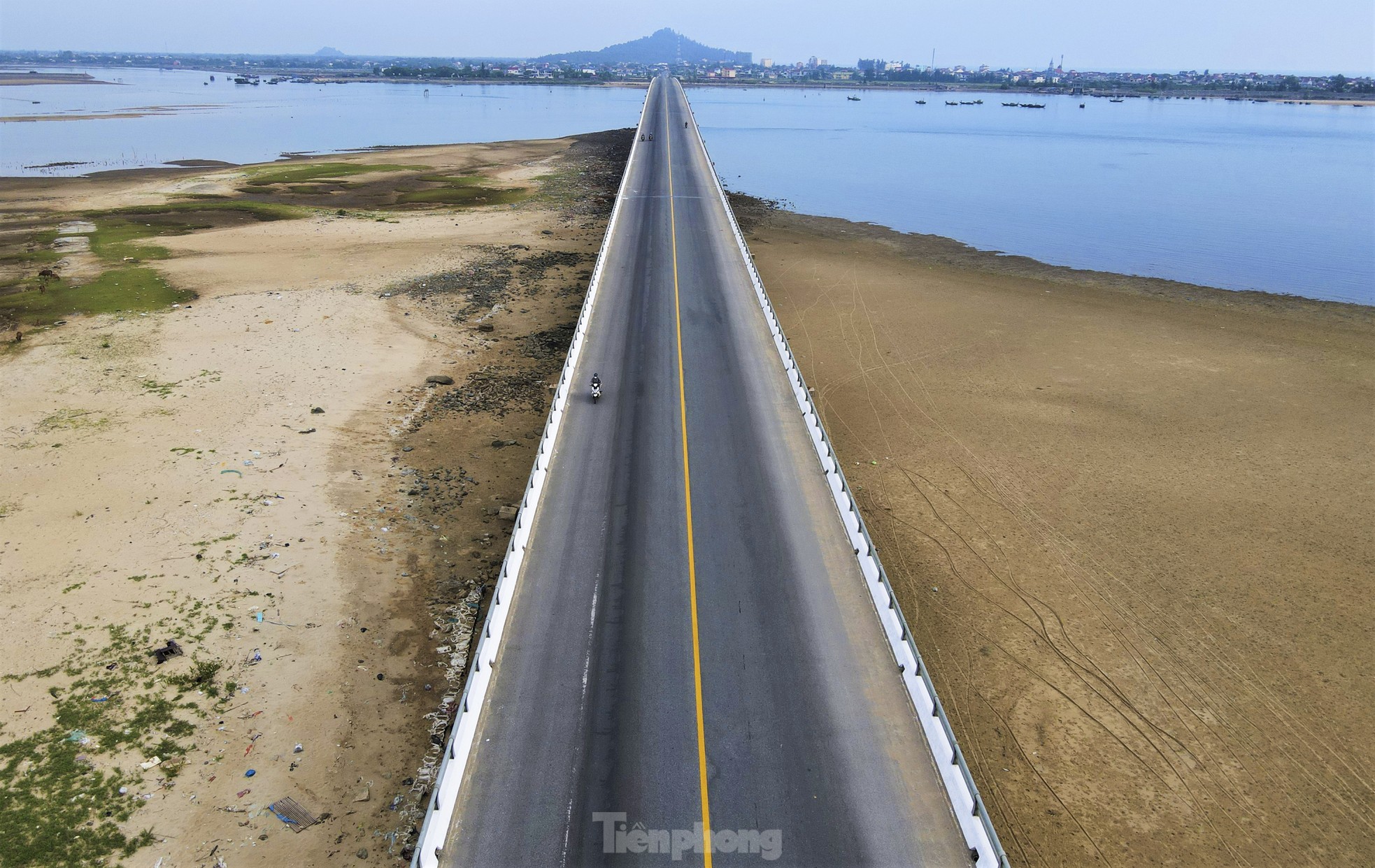 Cận cảnh đường ven biển 2.000 tỷ đề xuất chuyển thành quốc lộ - Ảnh 12.