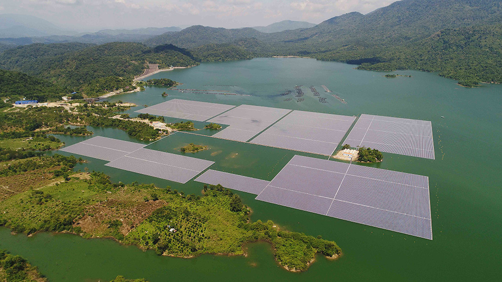 Công ty sở hữu nhà máy điện mặt trời nổi đầu tiên và lớn nhất Việt Nam: Lợi nhuận nghìn tỷ, cổ tức bằng tiền đều như vắt tranh - Ảnh 1.