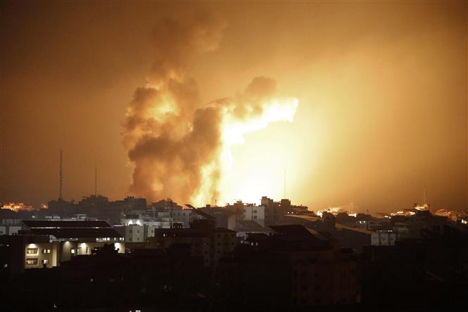 Israel: Quan chức chính phủ nói về cuộc chiến cuối cùng; không quân oanh tạc xuyên đêm nhằm làm tê liệt Hamas - Ảnh 2.