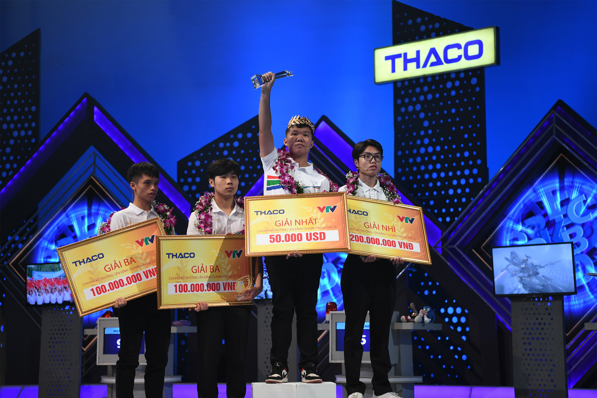THACO nâng mức thưởng Chung kết Đường lên đỉnh Olympia lên kỷ lục, nhà vô địch nhận 50.000 USD - Ảnh 1.